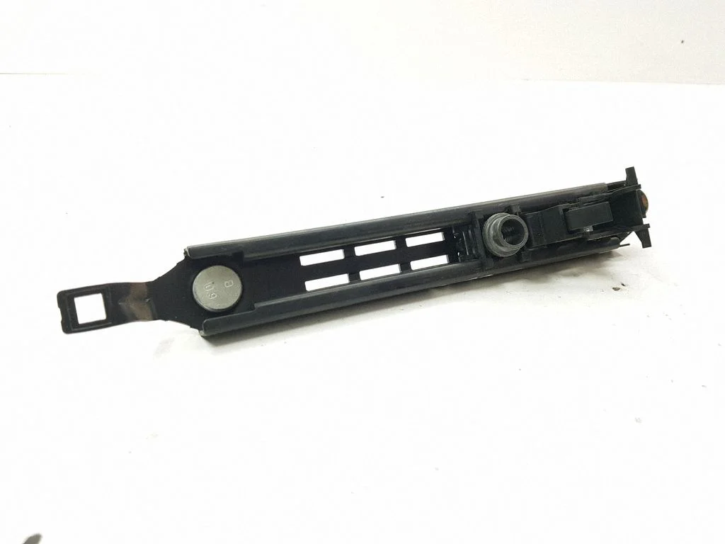 Turvavöö reguleerimise mootor 90560650