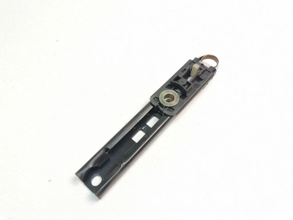 Turvavöö reguleerimise mootor – BMW 3-seeria E46 (1998-2005)
