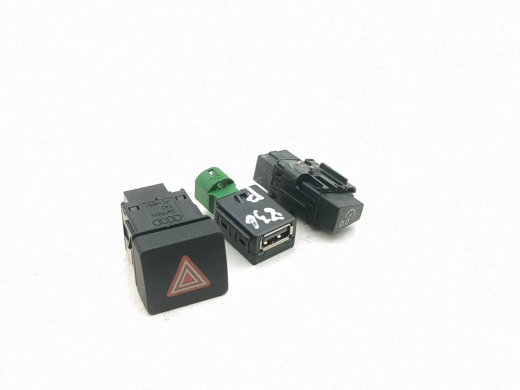 A set of switches 4M2987569