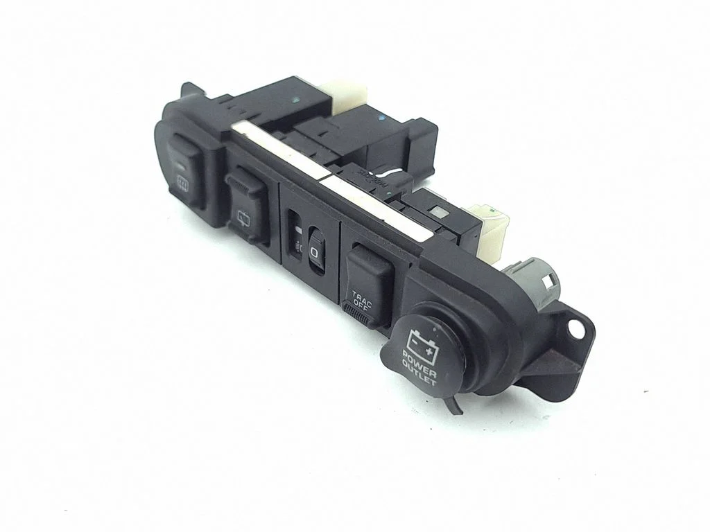 A set of switches 04671622AF