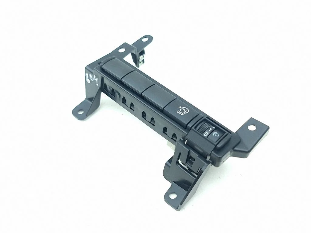Przełączniki – komplet 681066PA0A