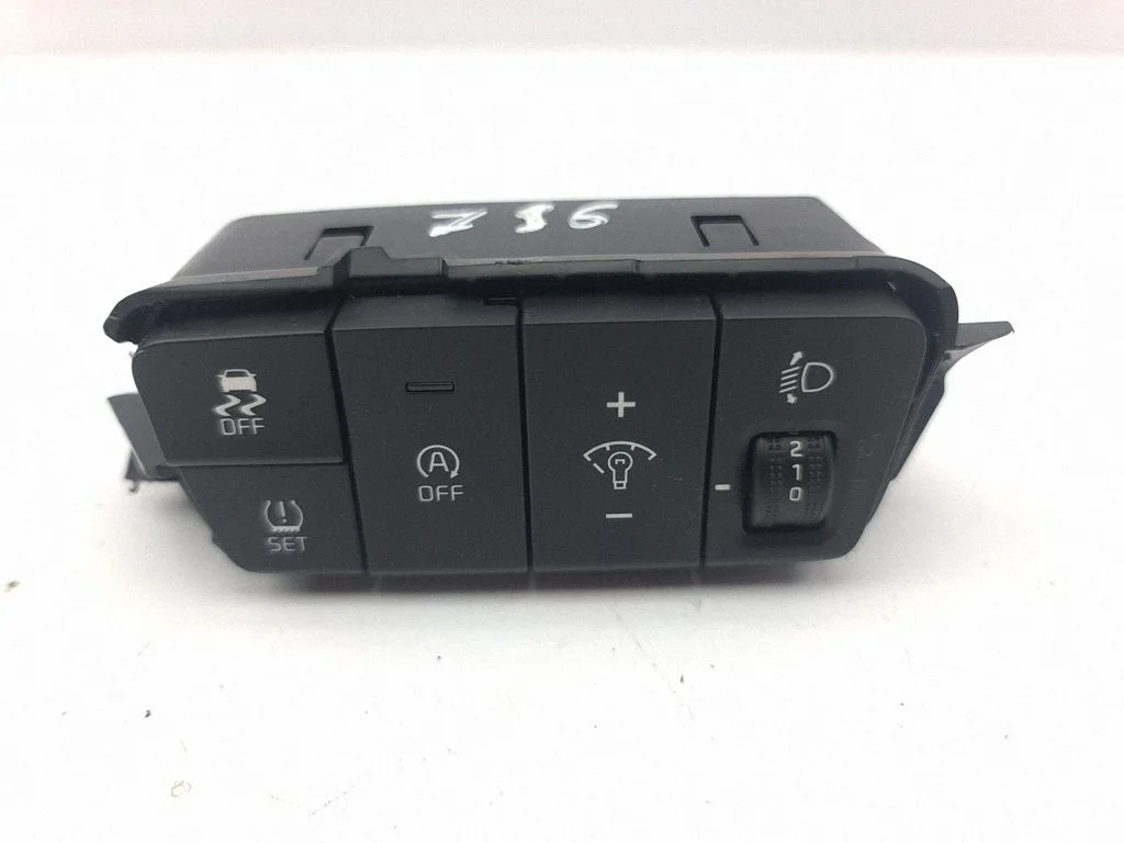A set of switches – KIA Stonic (2017-)