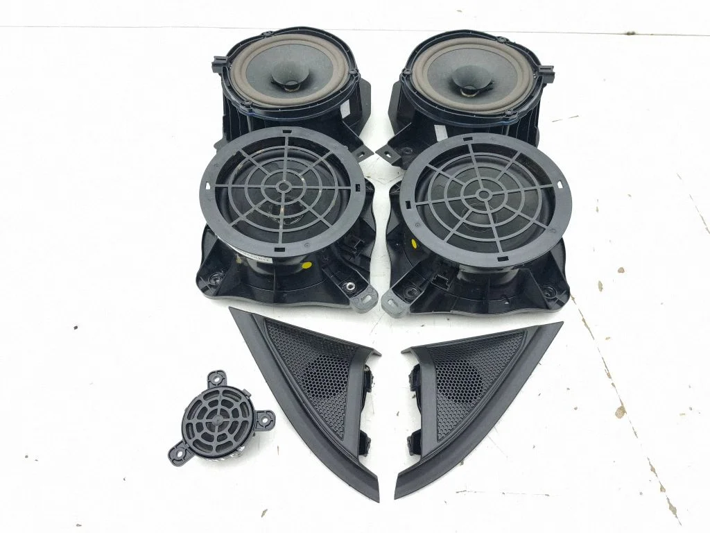 Zestaw audio – komplet 9846560680