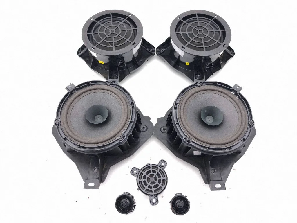 Zestaw audio – komplet 9846560680