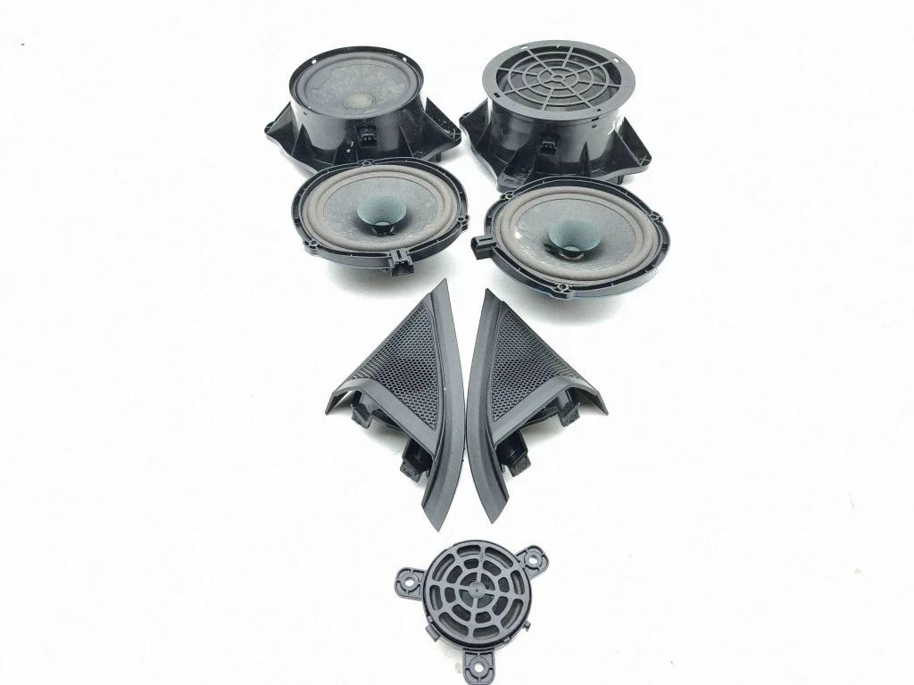 Zestaw audio – komplet 9833037880