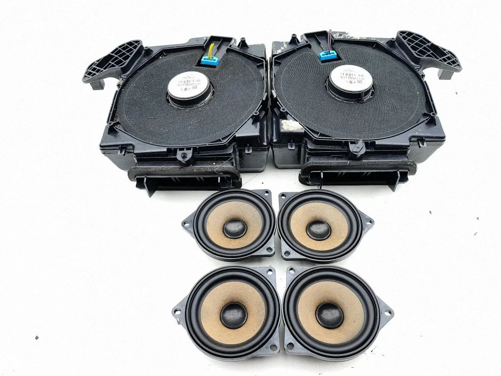 Helisüsteemi komplekt 9804157