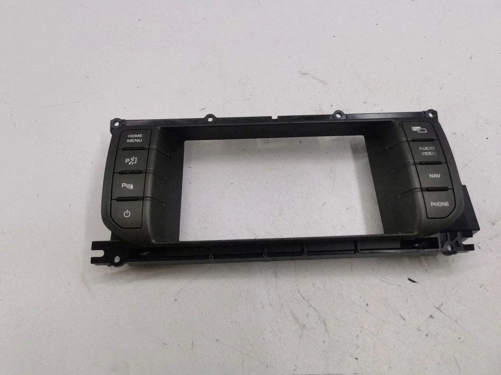 A set of switches – Land Rover Evoque I (2011-2018)
