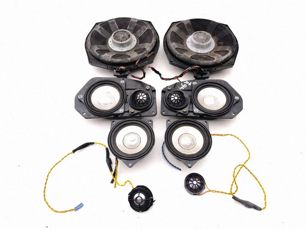 Audio system kit 6930903