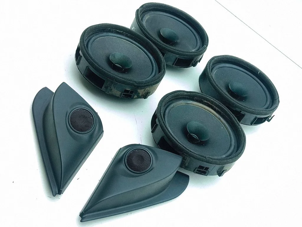 Audio system kit 8720A147