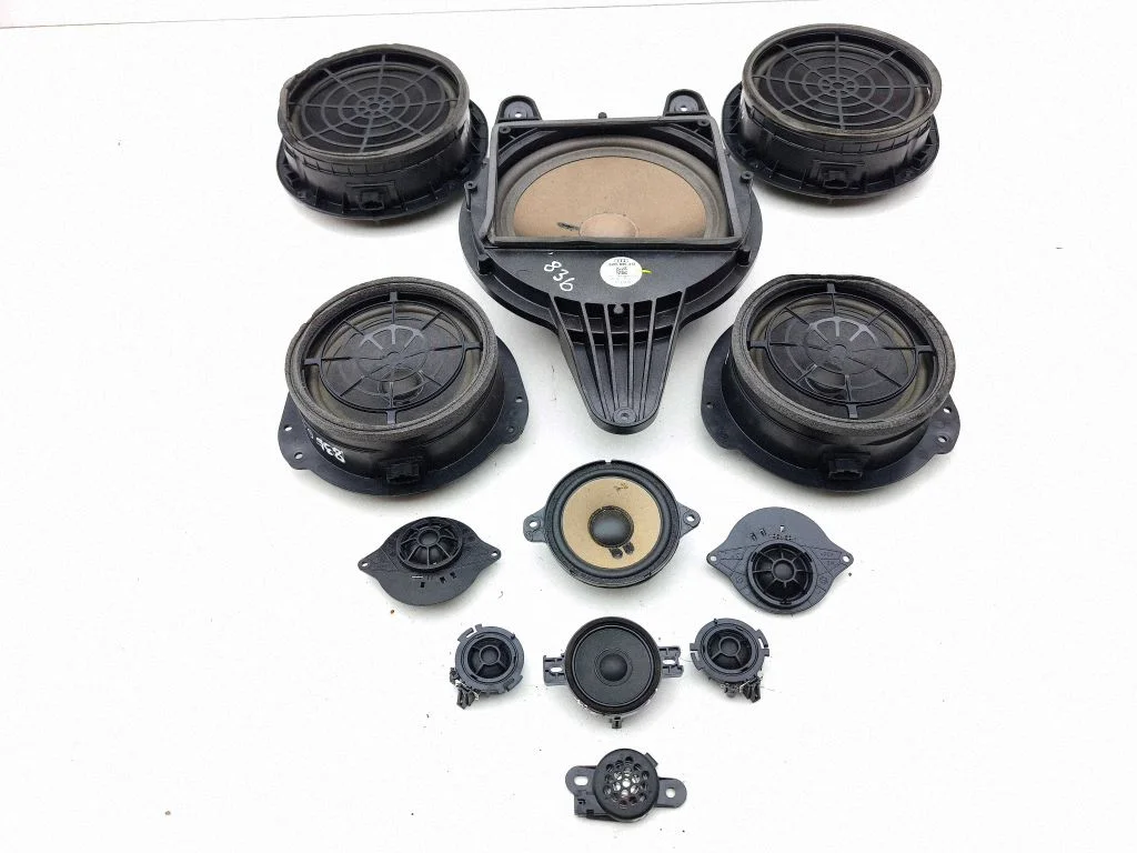Audio system kit – Audi A4 S4 B9 (2015-2019)