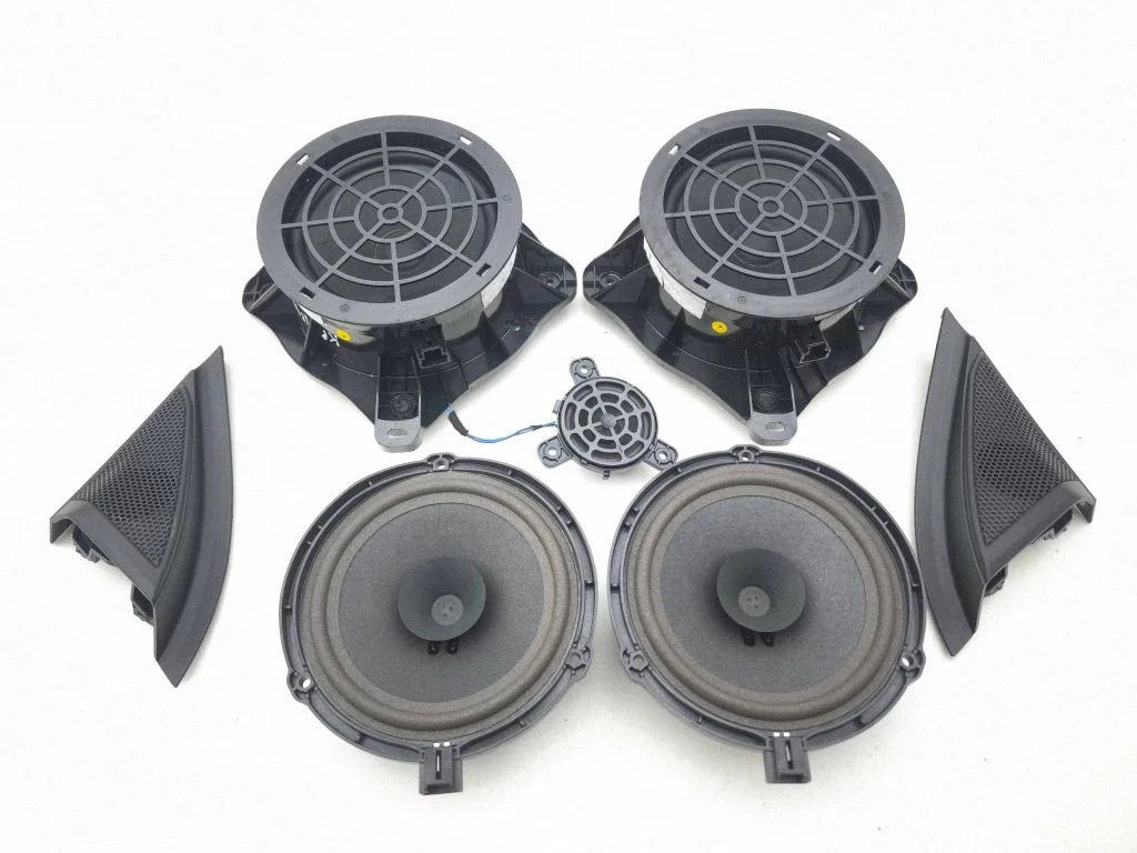 Zestaw audio – komplet 9852568380