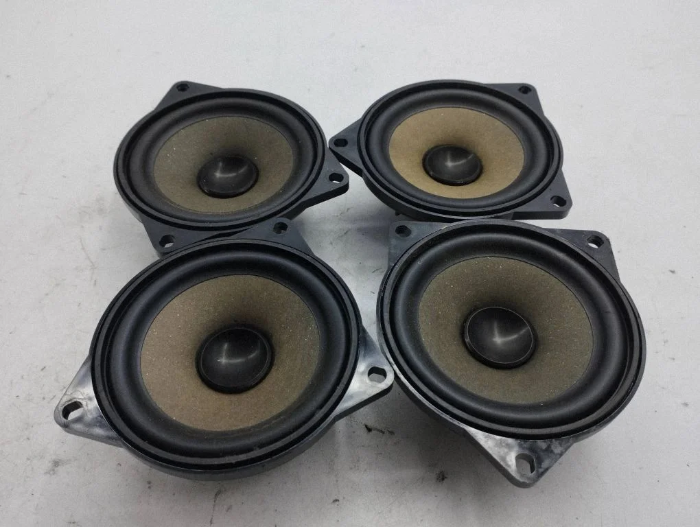 Helisüsteemi komplekt 9804157