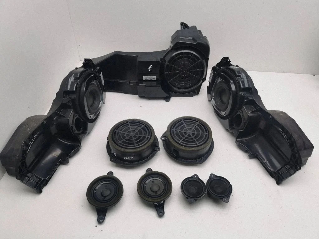 Audio system kit 2G8035402