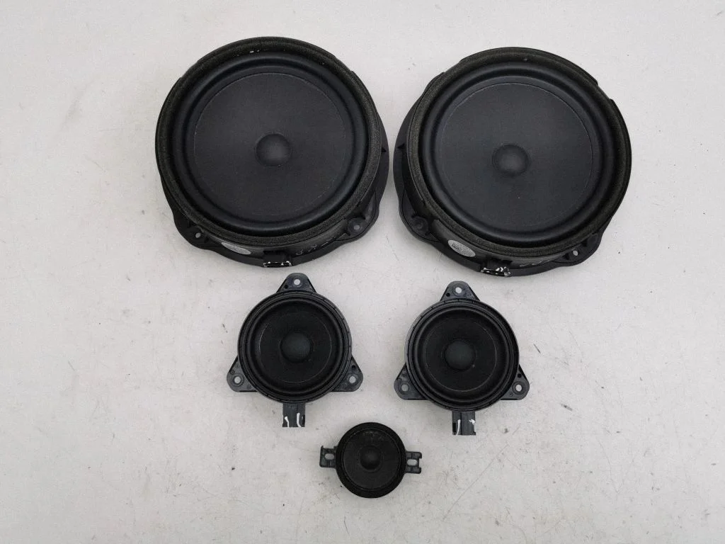 Zestaw audio – komplet 83A035415