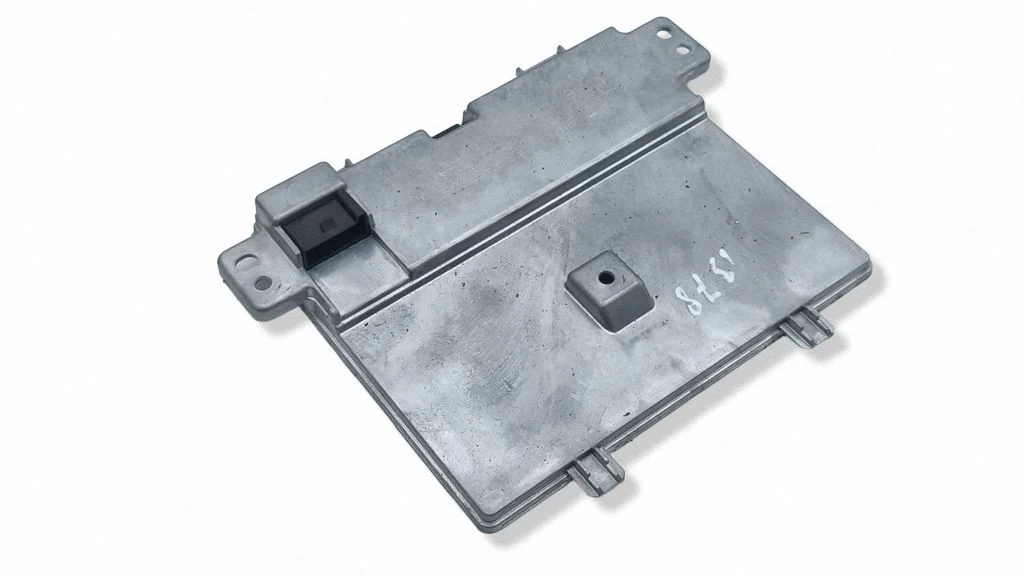 Wireless charging module – Tesla Model Y (2020-)