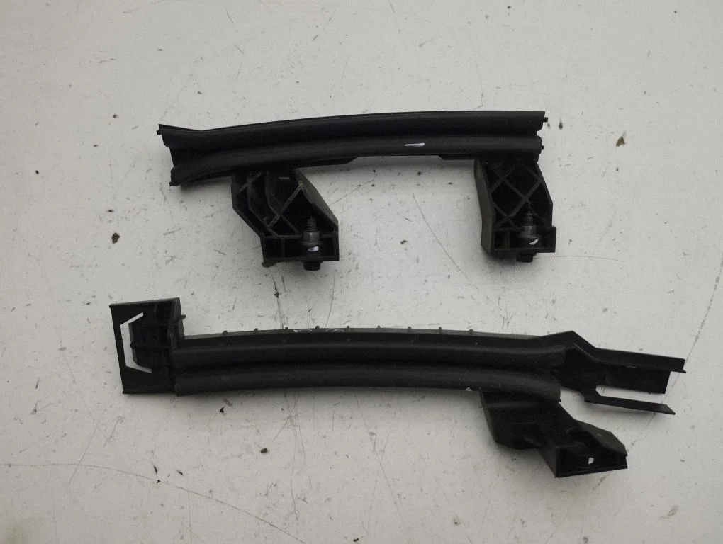 Rear door windshield rail – Citroen C4 III e-C4 (2020-)