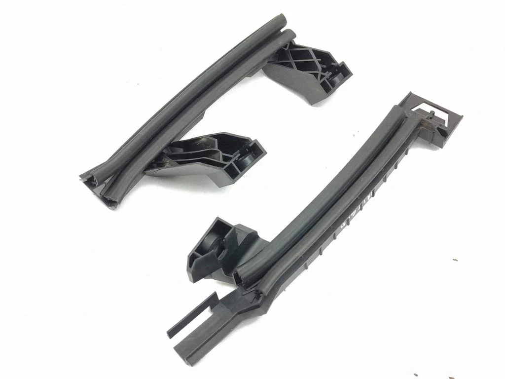 Rear door windshield rail – Citroen C4 III e-C4 (2020-)