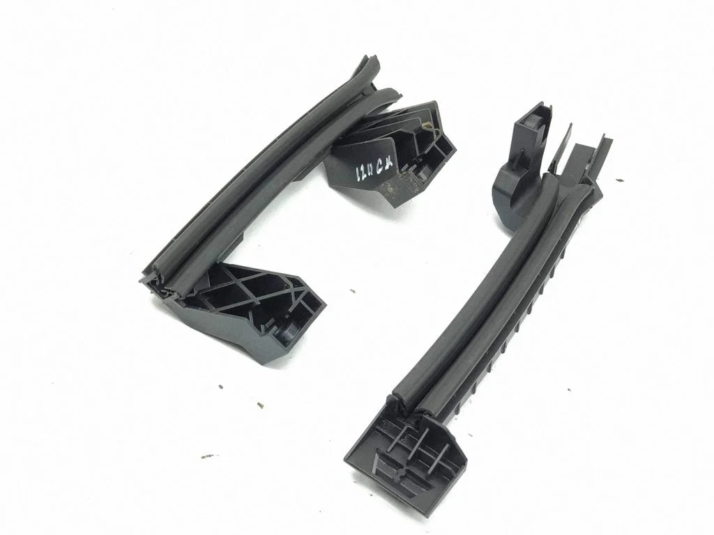 Rear door windshield rail – Citroen C4 III e-C4 (2020-)