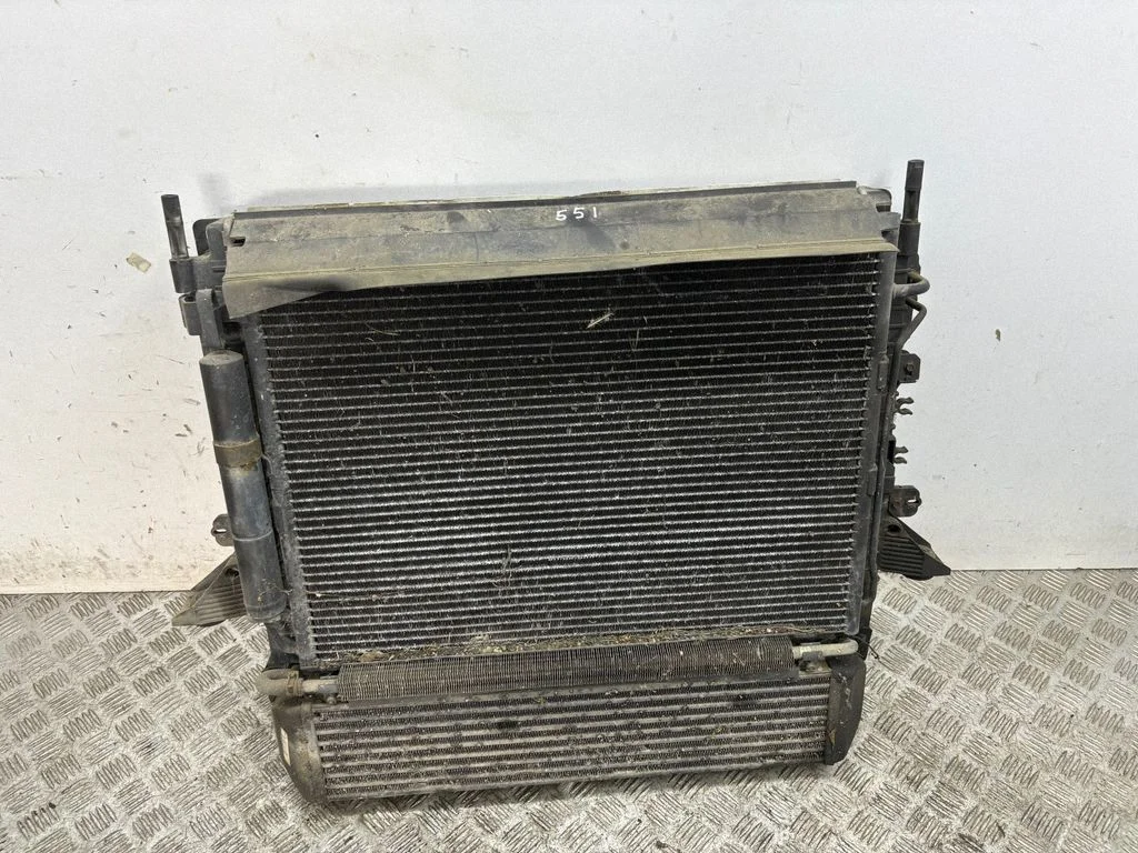 Radiatoru komplekts