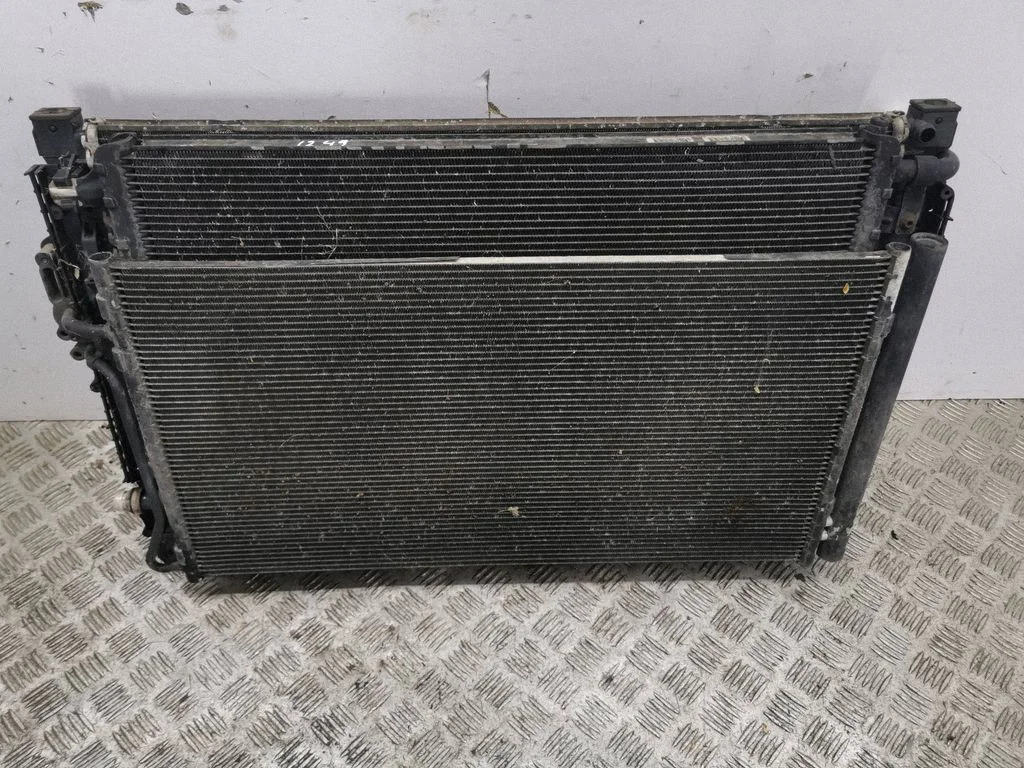 Radiatoru komplekts GJ328K230AB