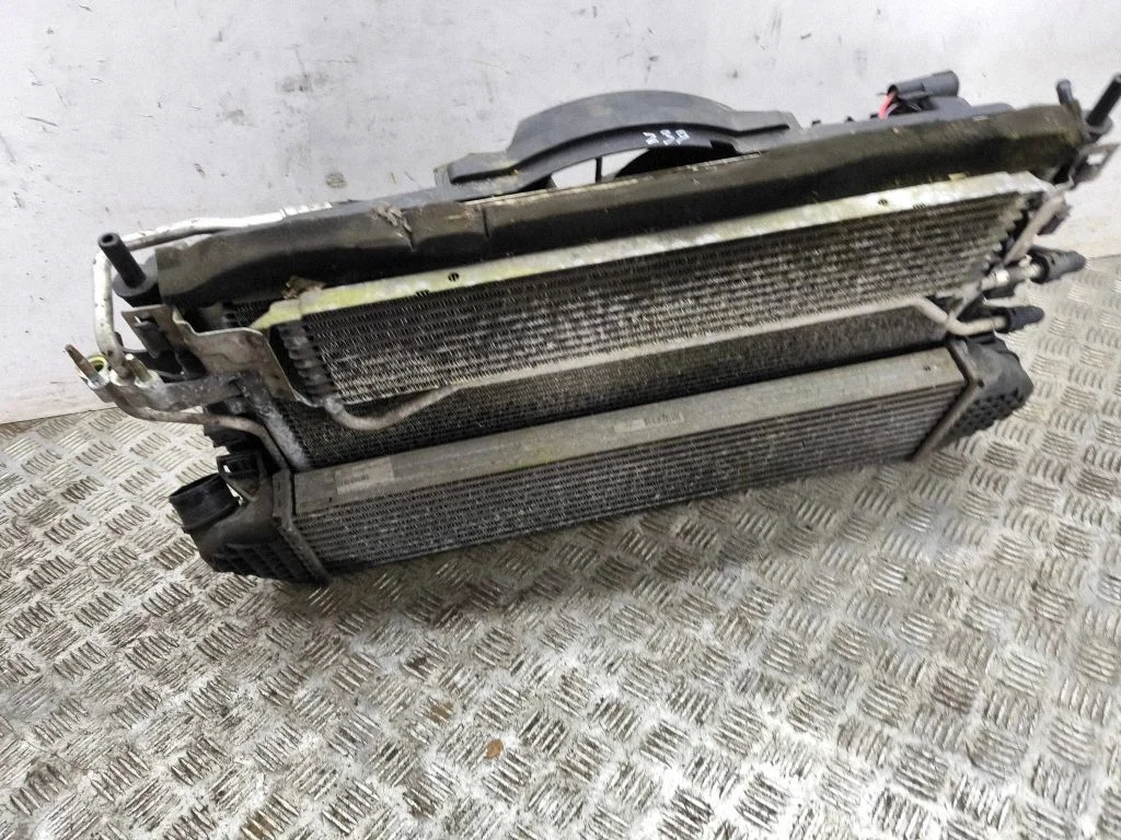 Radiatoru komplekts