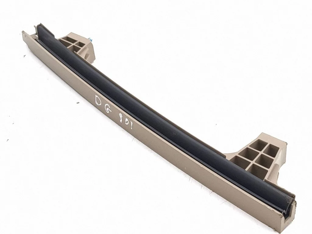 Rear door windshield rail 83560J9000
