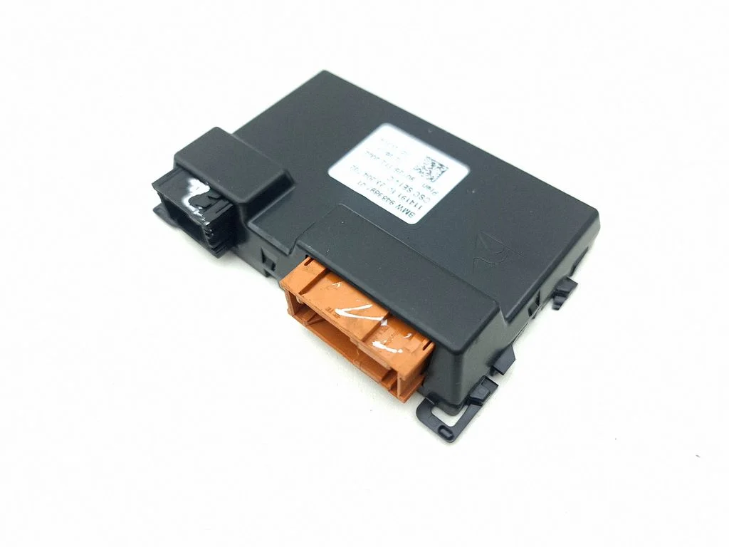 Battery control module 9489897