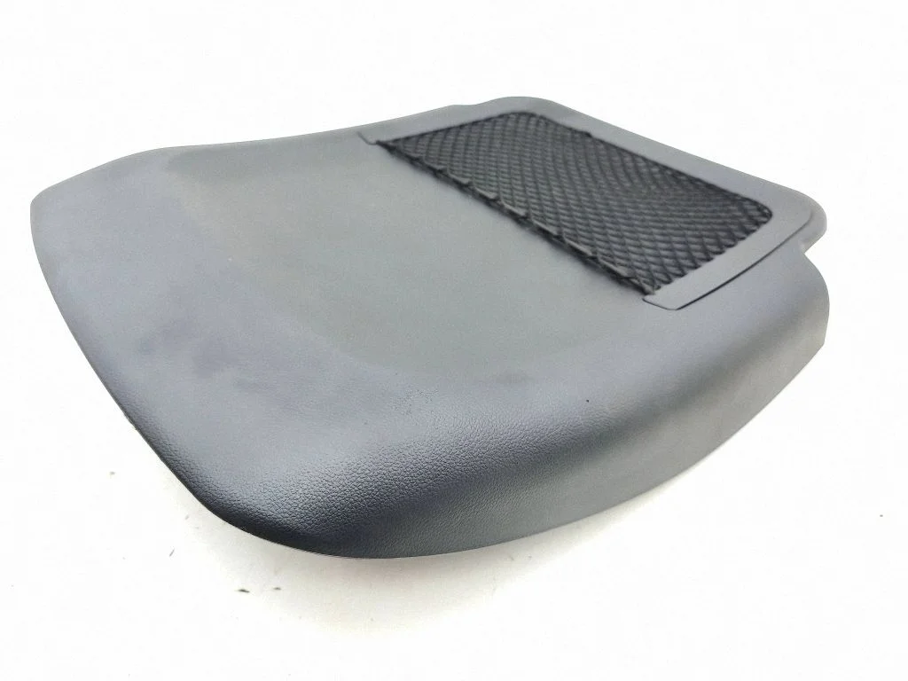Seat trim – front right