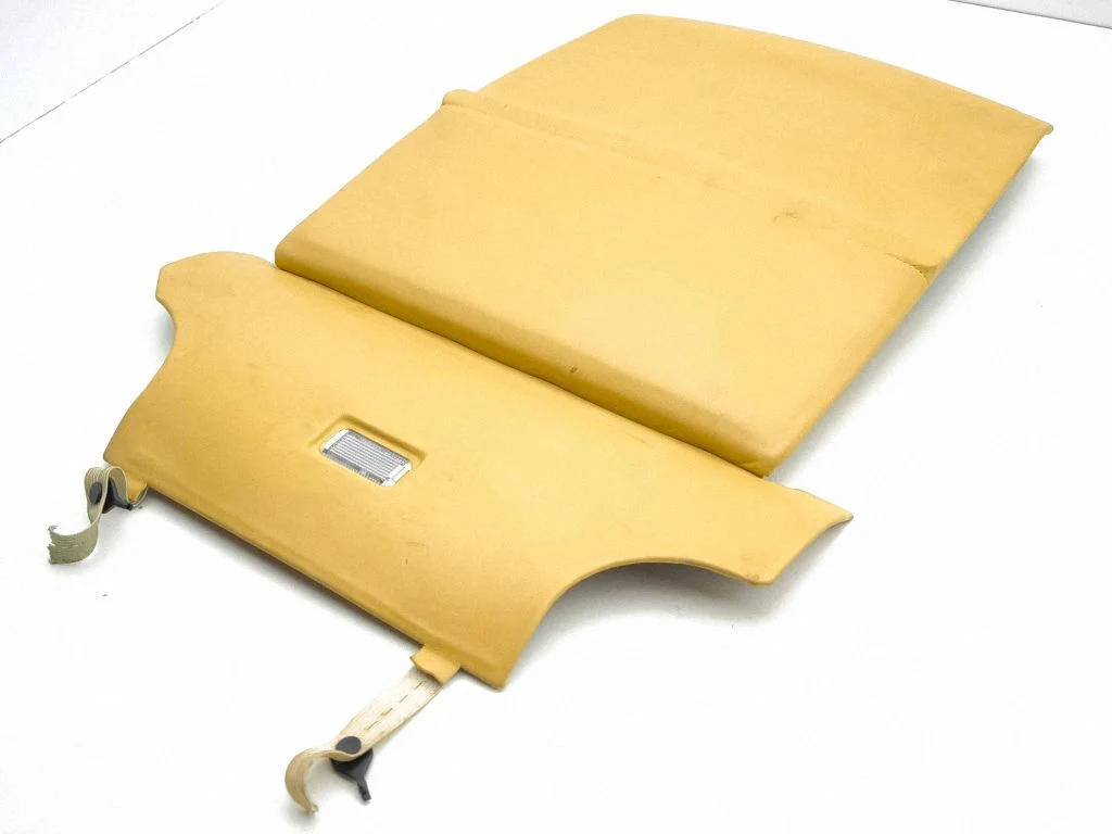 Seat trim – front right