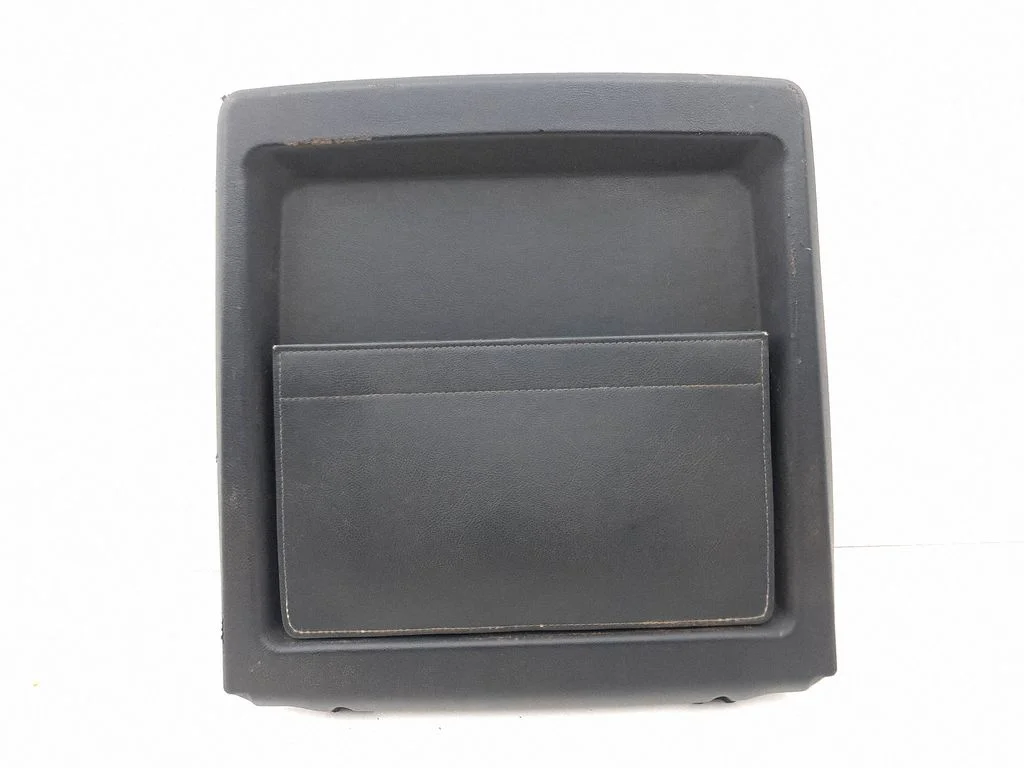 Seat trim – front right