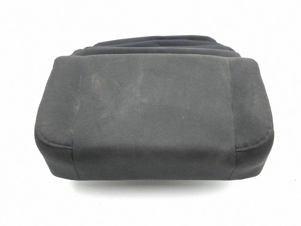 Seat trim – front left