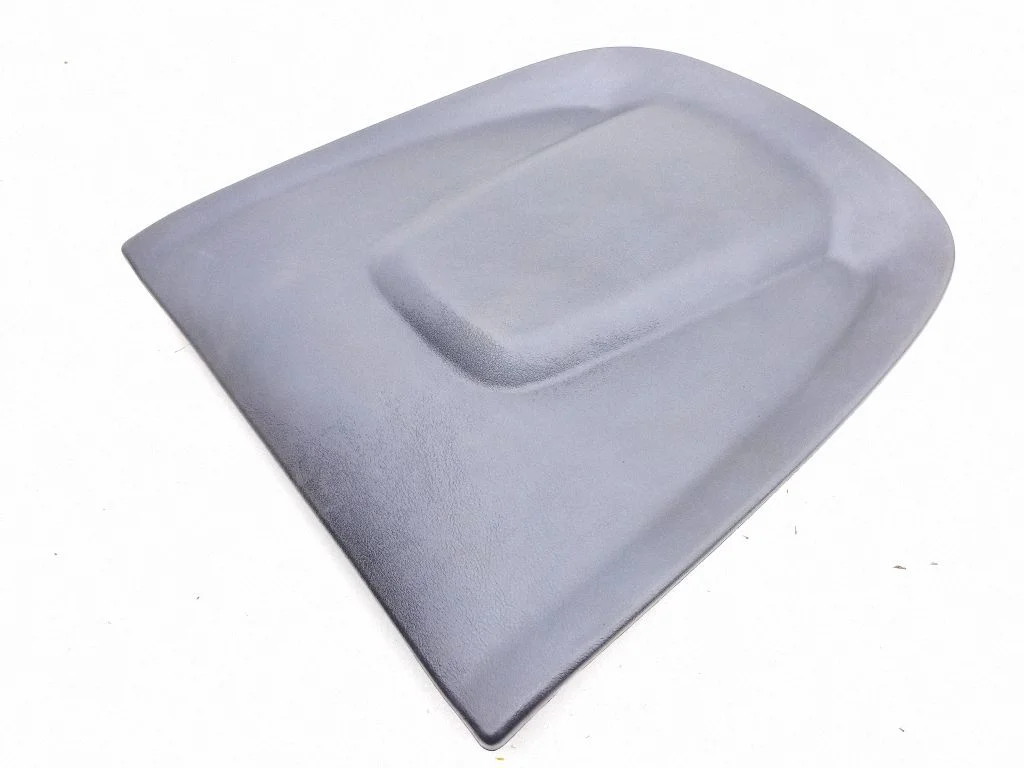 Seat trim – front right