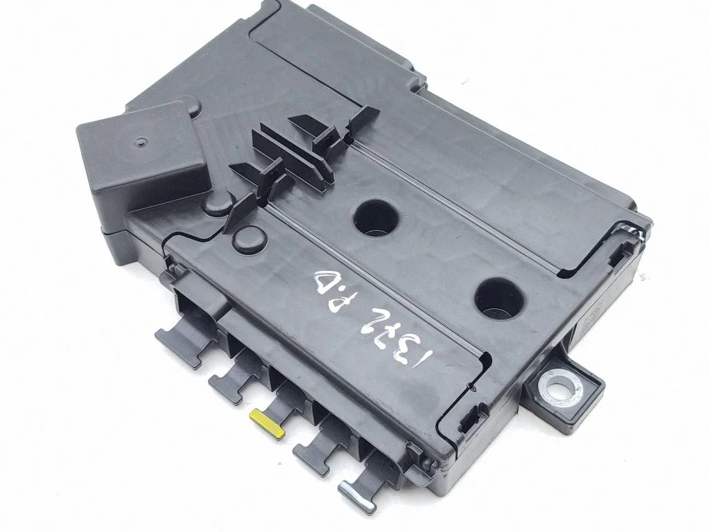 Battery relay fuse – Mercedes-Benz GLC-Class C253 (2016-)