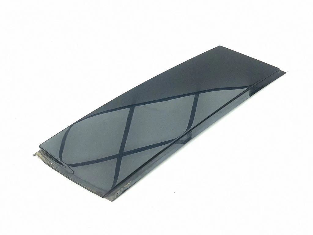 Rear side glass trim 7300014