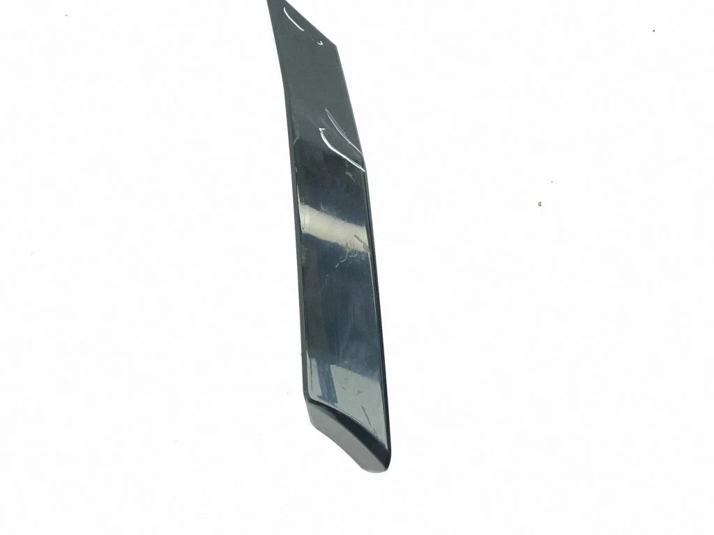 Rear side glass trim 62791