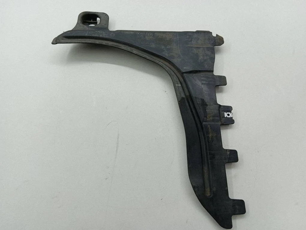 Side bottom protection 5WA825102A