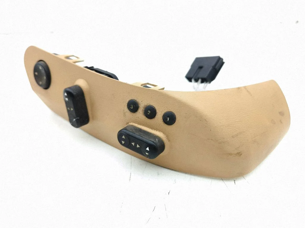Seat adjustment handle 40808905
