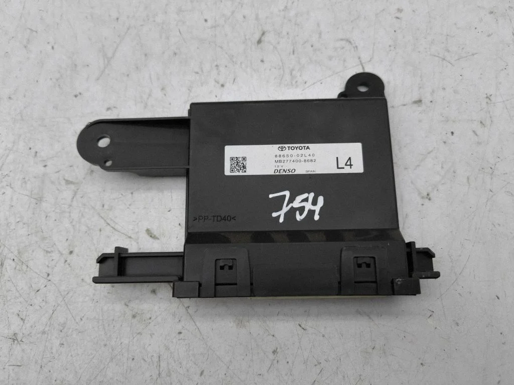 Kondicioniera vadības bloks 8865002L40