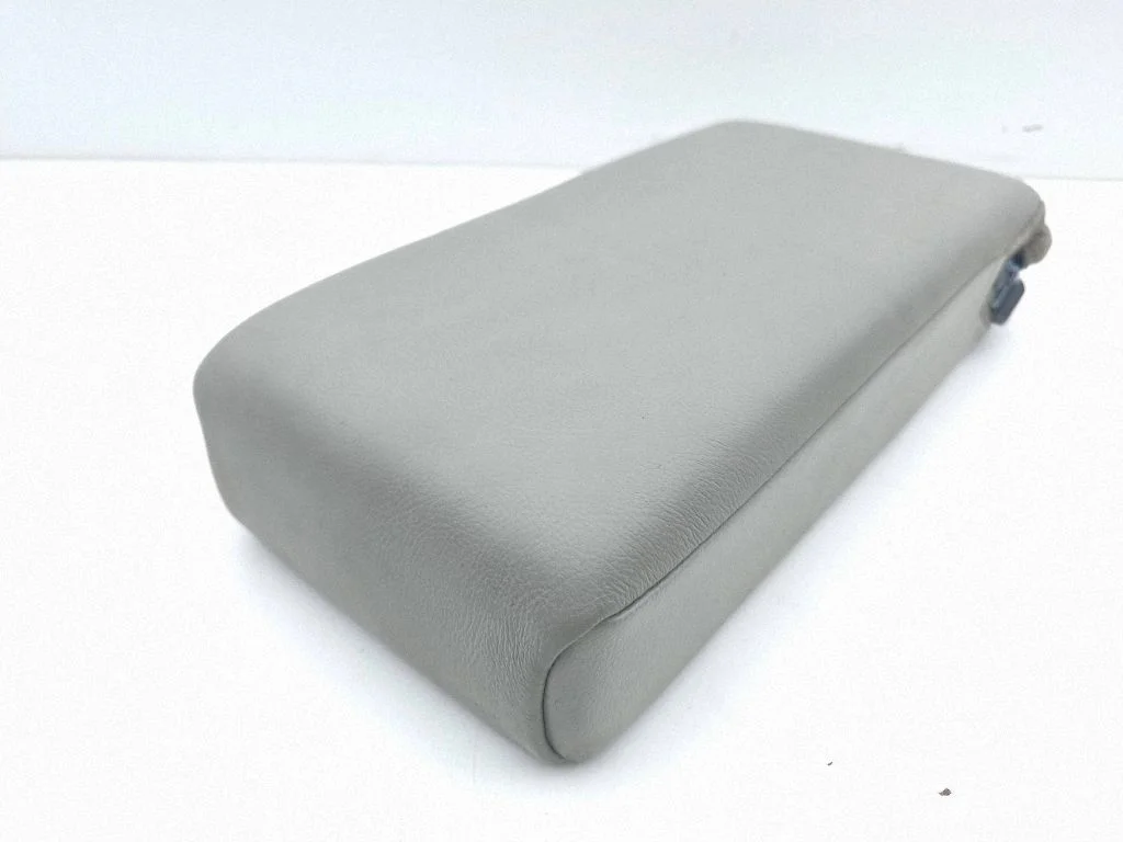 Rear seat armrest