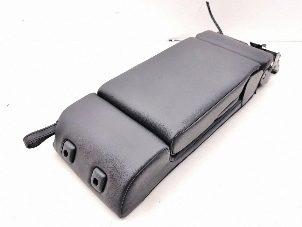 Rear seat armrest – Mazda CX-5 II (2017-2025)