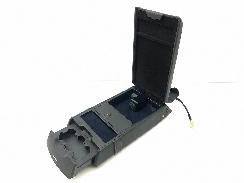 Rear seat armrest