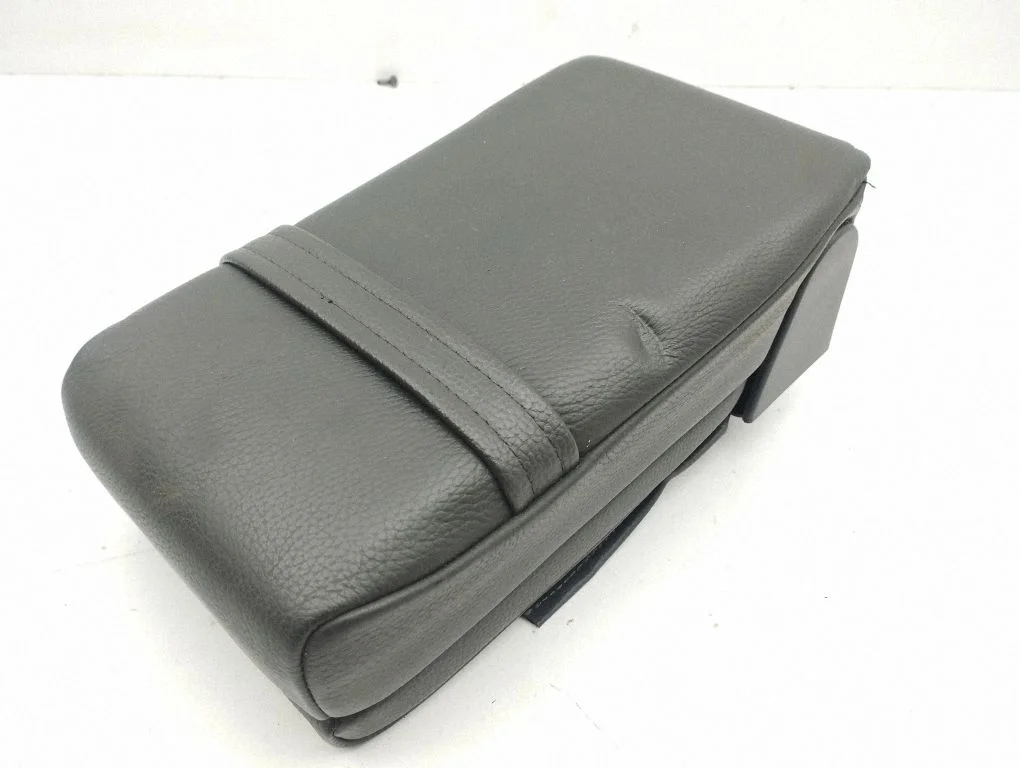 Rear seat armrest