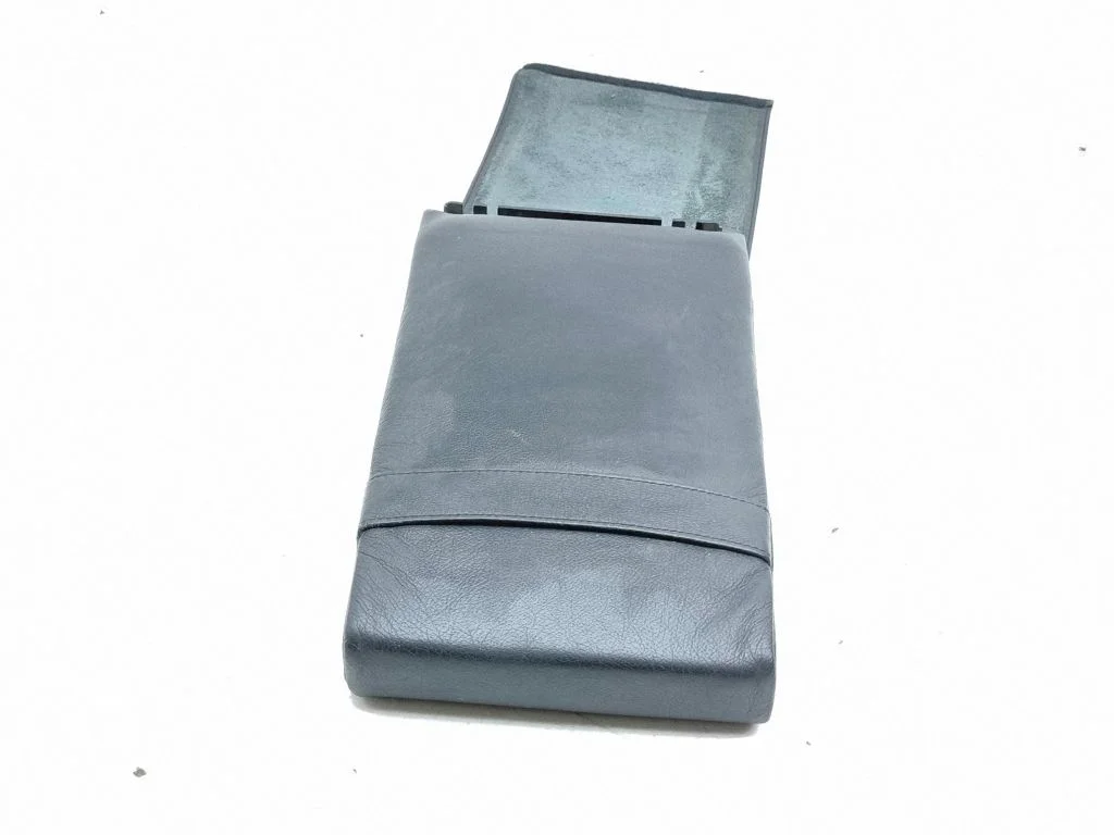 Rear seat armrest