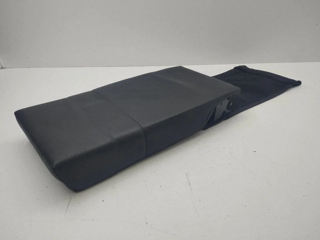 Rear seat armrest 8176213