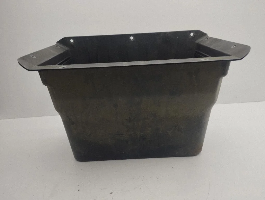Front trunk storage compartment – Tesla Model S (2012-)