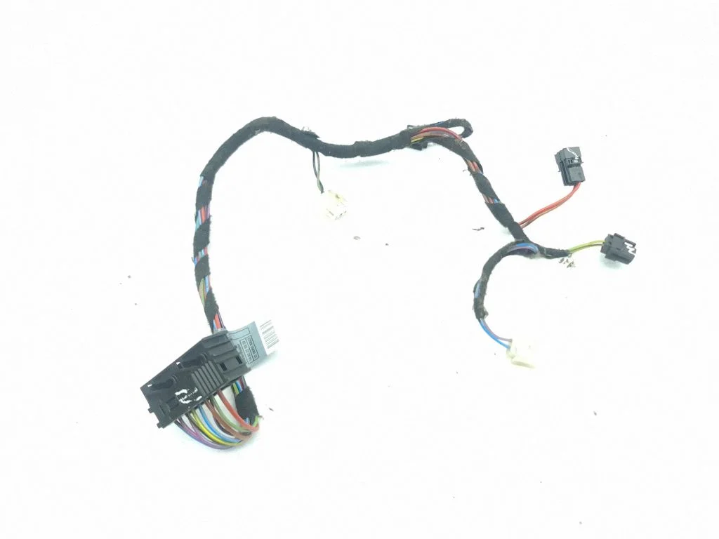 Sēdekļa vadu instalācija 8234966