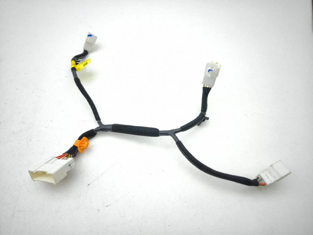 Seat wiring loom 88601HF330