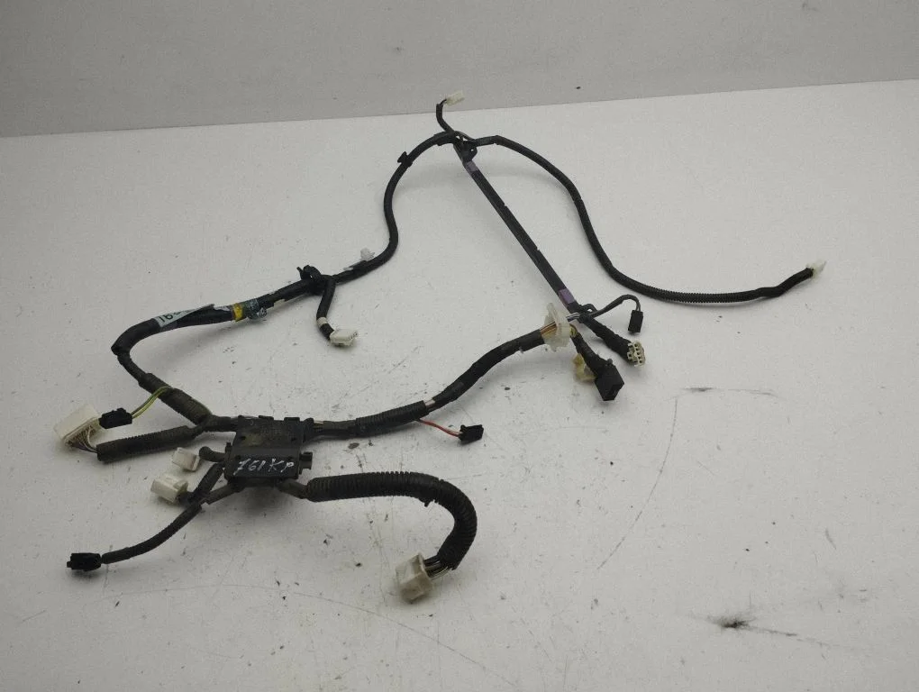 Seat wiring loom 8219253160C