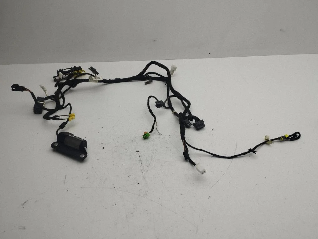 Sēdekļa vadu instalācija A1645406735