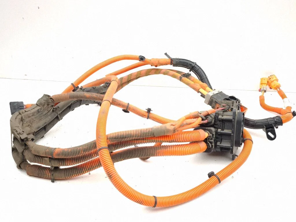 Elektromobiļa uzlādes ligzda 9861674780